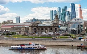 Гранд-круиз по центру Москвы от Киевского вокзала ✔. Судоходная компания Моспароходство. Цены 2026 на речные прогулки на офицальном сайте.